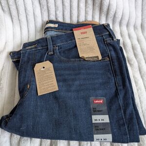 Levi's Women's Blue 711  Skinny Jeans. NWT. 30x30.